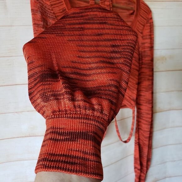 Alexis Loli Space-Dyed Knit Scoop Neck Long Sleeve Crop Top Women's Size Medium - Picture 8 of 13